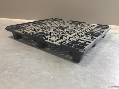 Plastic Pallets For Sale: New 48x45 Structural Foam HDPE Nestable Pallet In North Carolina - image 2