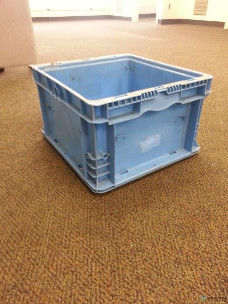 Stacking Totes For Sale: Used 16x15x9 Stacking Totes Blue In Ohio - image 1