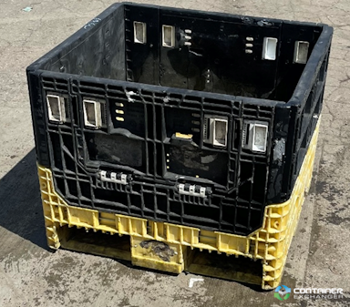 Pallet Containers For Sale: Used 30x32x25 Collapsible Pallet Containers with Drop Doors Mixed Colors In Ohio - image 1