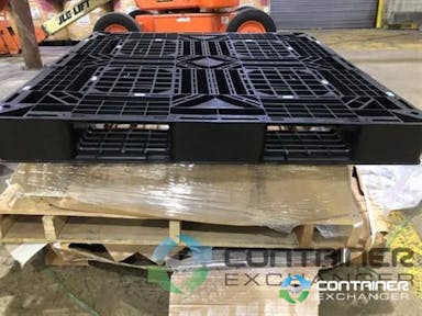 Plastic Pallets For Sale: CLEARANCED - Used 43x43x4.75 Plastic Pallets Virginia In Virginia - image 2